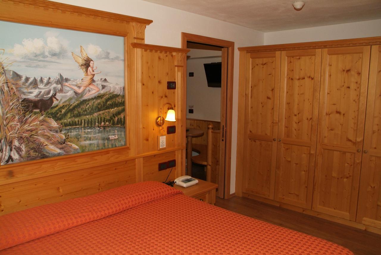 Hotel Erika Madonna di Campiglio Exterior photo